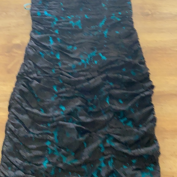 Alice + Olivia  bodycon lace dress prom - Picture 12 of 16